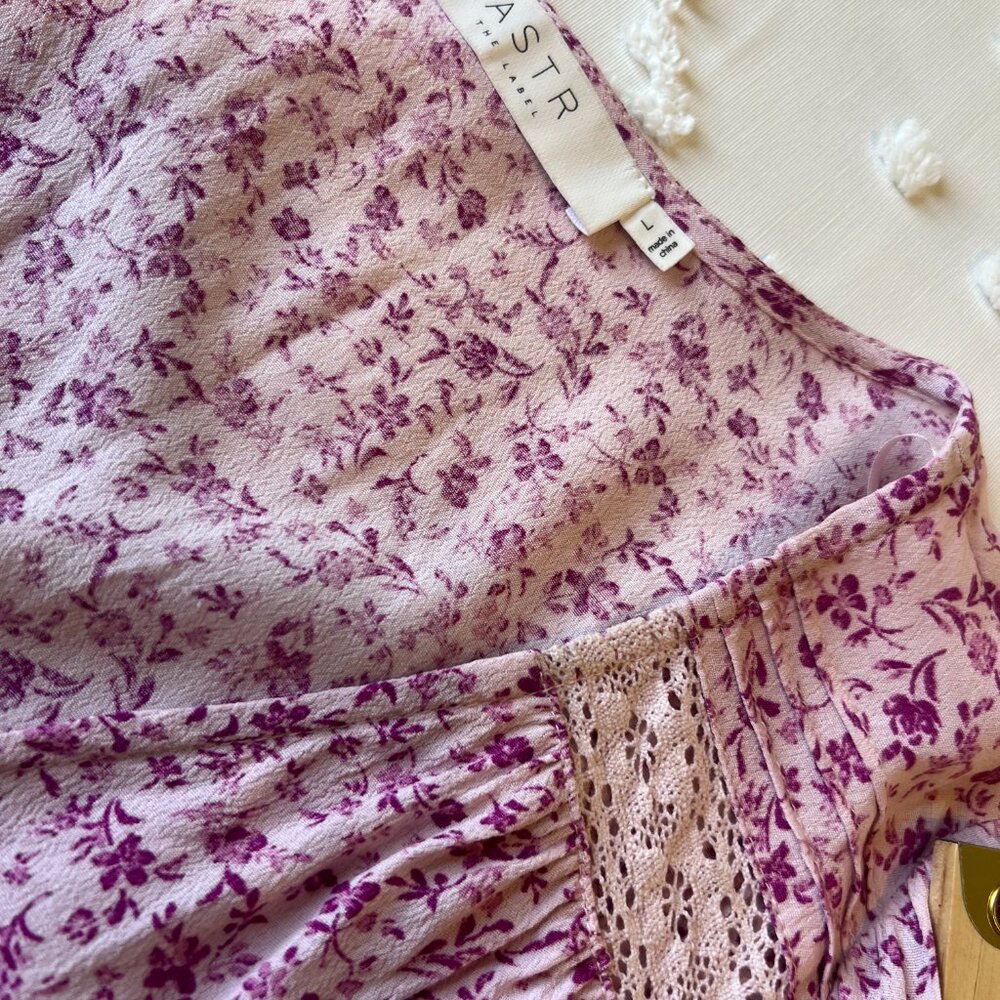 ASTR The Label Womens Floral Top Size L